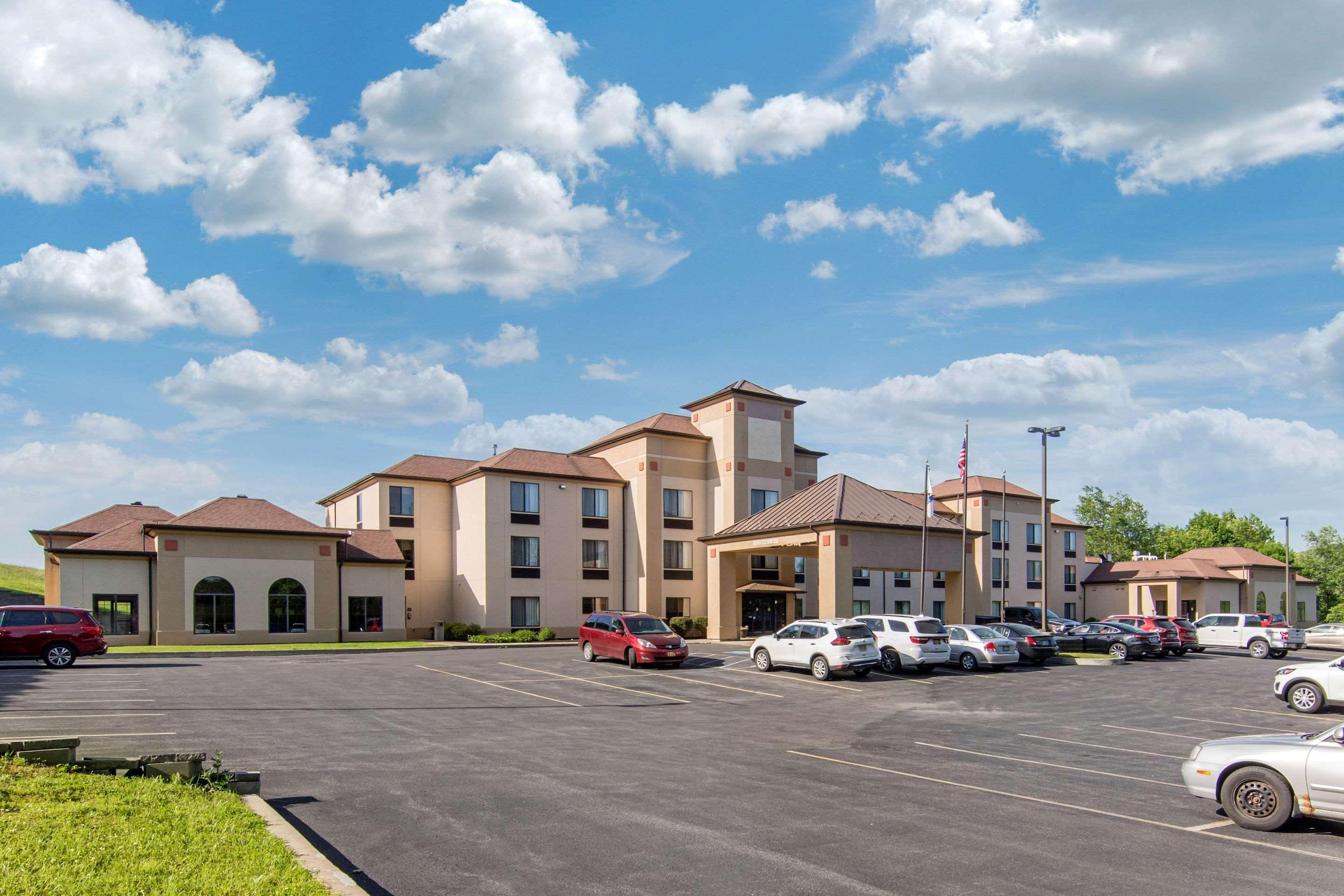 Comfort Inn & Suites Cooperstown - Milford Exterior photo