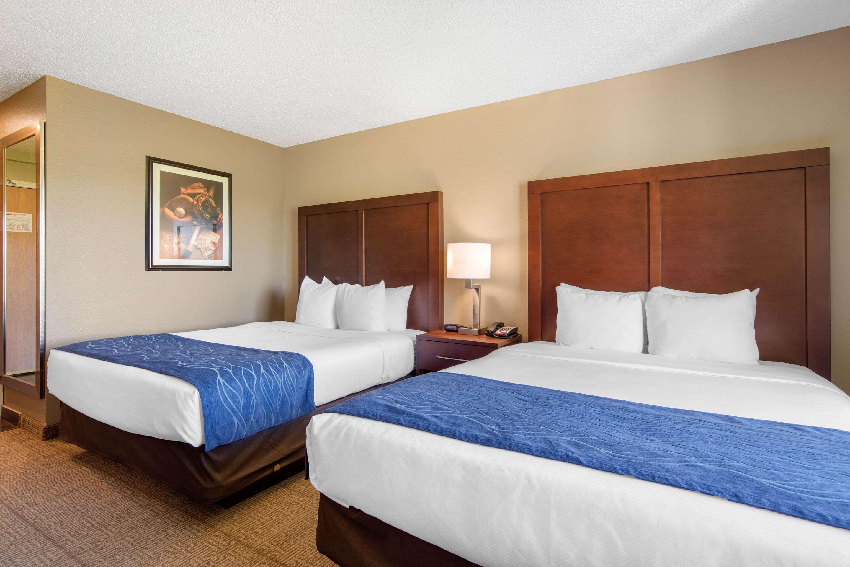 Comfort Inn & Suites Cooperstown - Milford Exterior photo