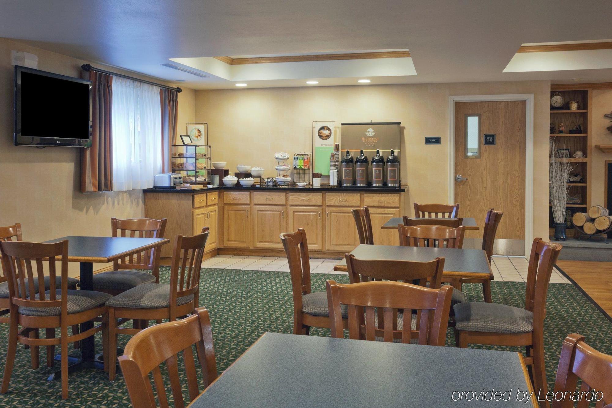 Comfort Inn & Suites Cooperstown - Milford Exterior photo